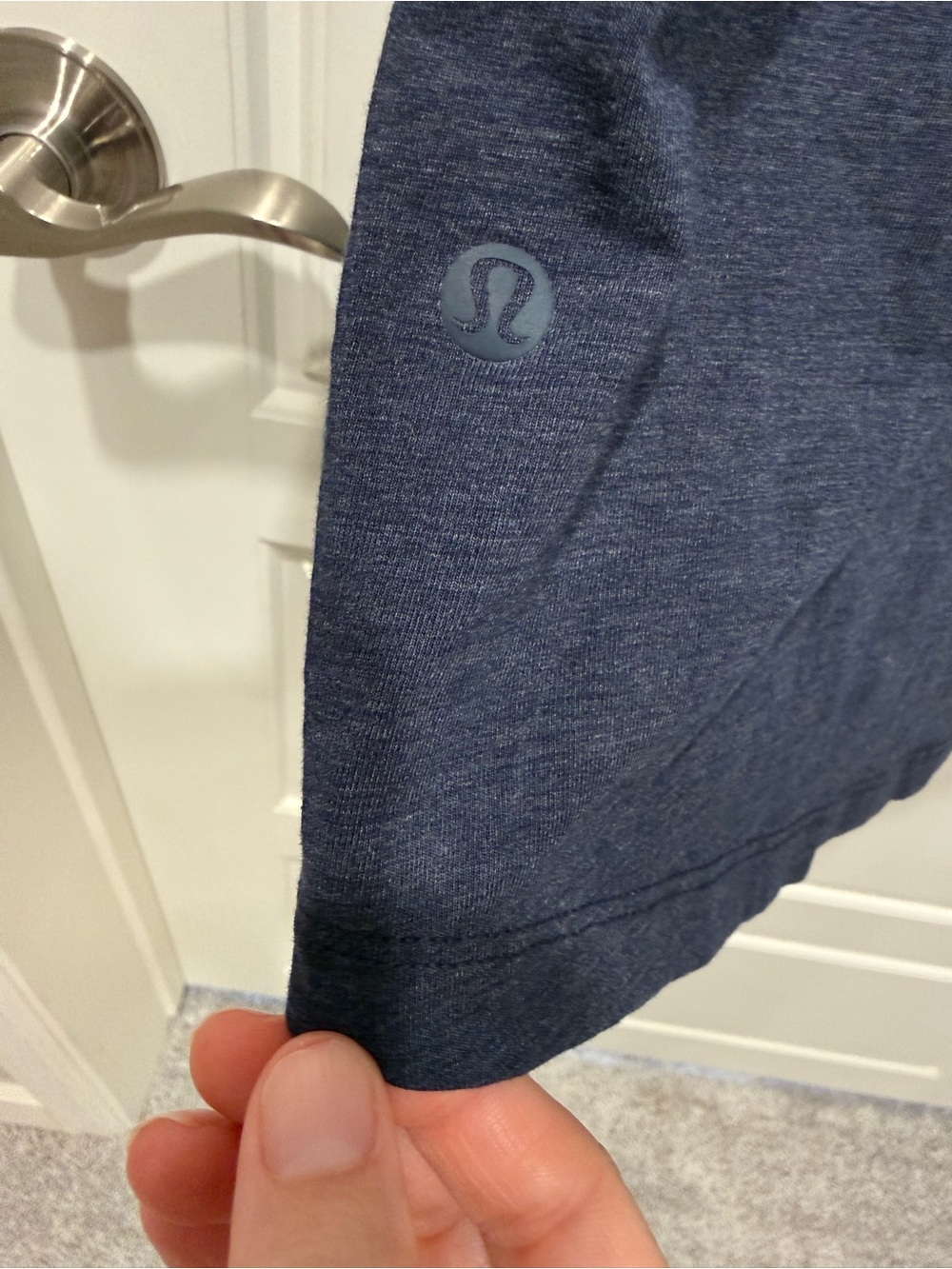 Lululemon Men’s Tee - Heather Navy View 4